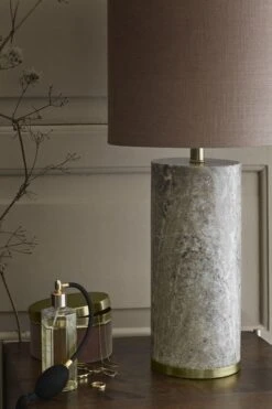 Cozy Living Ella Lampensockel Marmor Mit Messing, Beige -Günstiges Leuchten Geschäft cozy living ella lampensockel marmor mit messing 12