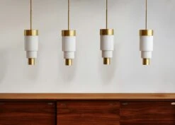 A-spire Hängelampe, Messing / Opalweiß -Günstiges Leuchten Geschäft ebb flow a spire 2