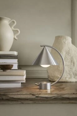 Ferm LIVING Meridian Tischlampe, Messing -Günstiges Leuchten Geschäft ferm living meridian tischlampe 1