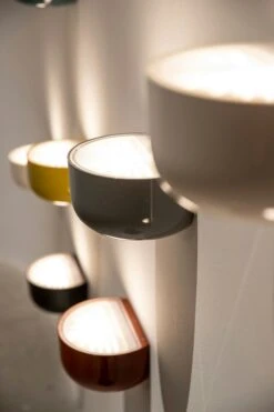 Flos Bellhop Wall Up Wandleuchte, Weiß -Günstiges Leuchten Geschäft flos bellhop wall up 0 3