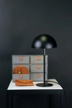 Globen Lighting Icon Tischlampe, Schwarz -Günstiges Leuchten Geschäft globen lighting icon tischleuchte schwarz 6