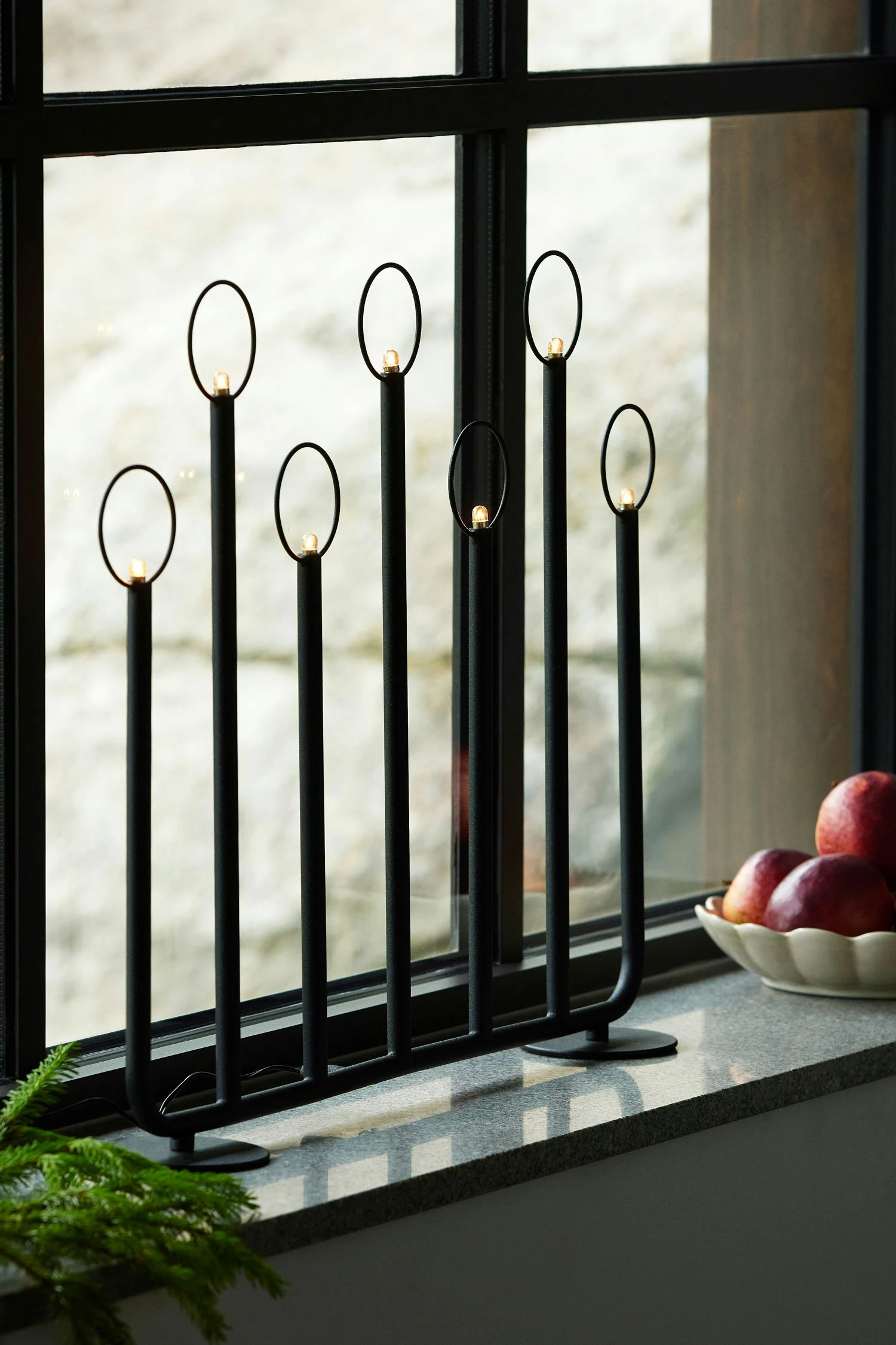 Globen Lighting Natale 7 Adventskerzenhalter, Schwarz 5 Globen Lighting Natale 7 Adventskerzenhalter, Schwarz – Bild 3