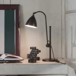 Gubi BL1 Tischleuchte, Black Brass/Black Brass -Günstiges Leuchten Geschäft gubi bl1 tischleuchte black brass black brass 1