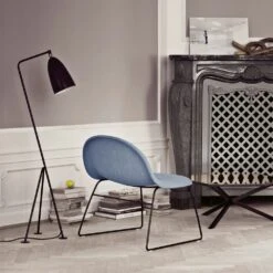 Gubi Gräshoppa Stehlampe, Andorra Red -Günstiges Leuchten Geschäft gubi grashoppa standleuchte grau 0