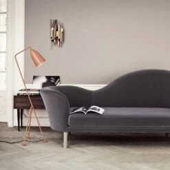 Gubi Gräshoppa Stehlampe, Blaugrau -Günstiges Leuchten Geschäft gubi grashoppa standleuchte grau 2 3