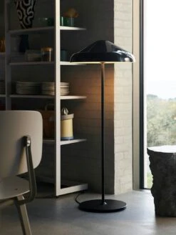 Hay Pao Stehlampe, Soft Black -Günstiges Leuchten Geschäft hay pao steel floor lamp soft black 5