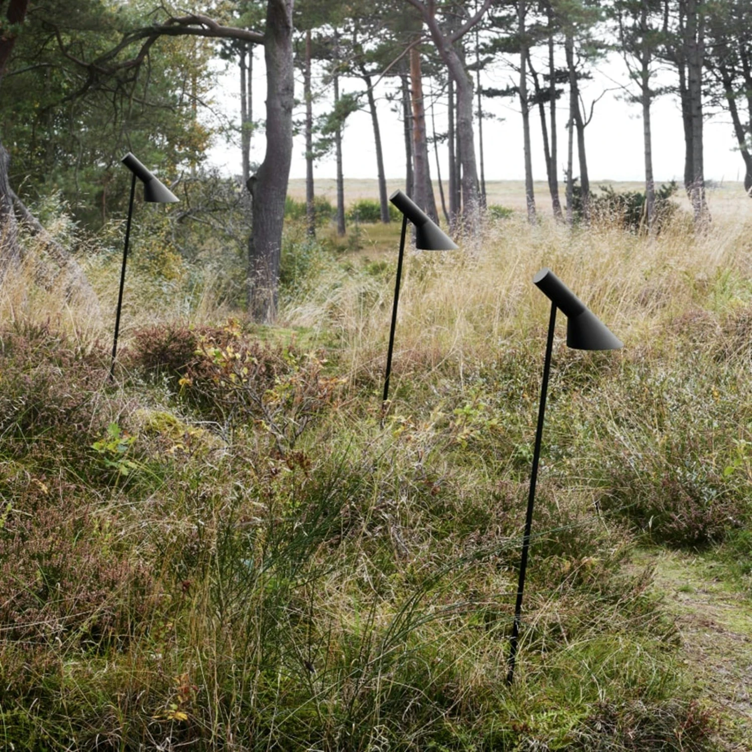 Louis Poulsen AJ Garden Pollerleuchte Lang Ohne Adapter 3000K Erdspieß 5 Louis Poulsen AJ Garden Pollerleuchte Lang Ohne Adapter 3000K Erdspieß – Bild 3