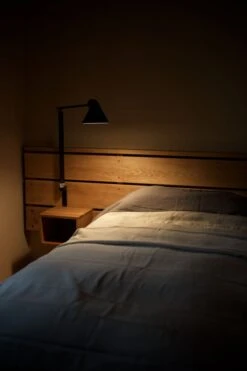 Louis Poulsen NJP Wandleuchte Lang, Schwarz 9 Louis Poulsen NJP Wandleuchte Lang, Schwarz -Günstiges Leuchten Geschäft louis poulsen njp wandleuchte lang hellgrau 17