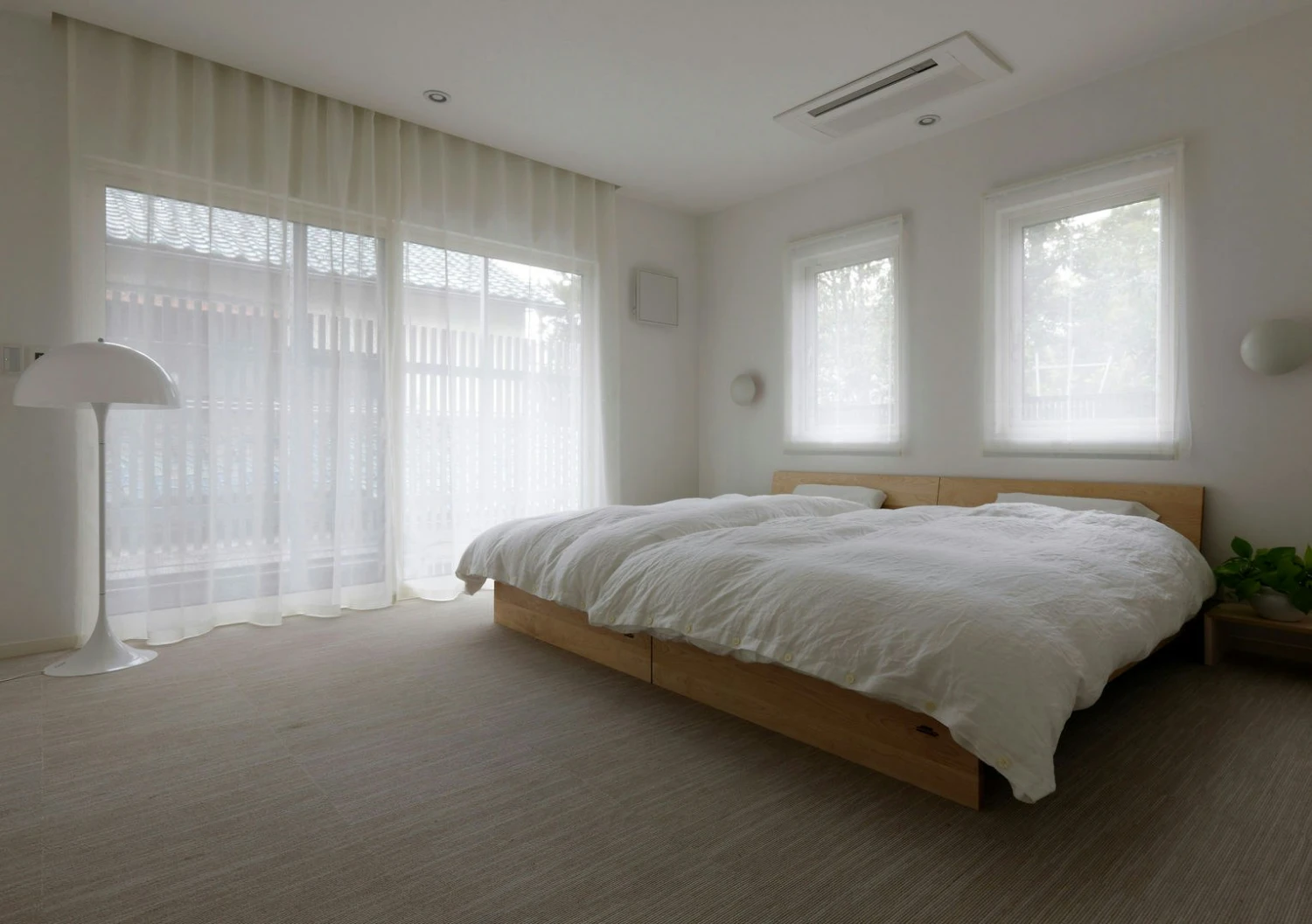 Louis Poulsen P-Hat Wandleuchte Ø225 40W, Weiss 7 Louis Poulsen P-Hat Wandleuchte Ø225 40W, Weiss – Bild 5