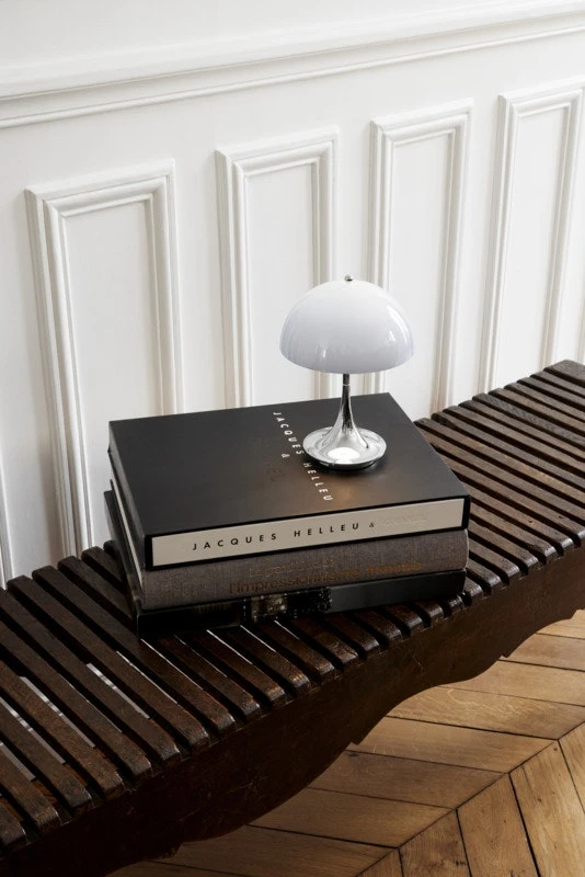 Louis Poulsen Panthella V2 Table Lamp Portable Tischlampe Hergestellt Aus Acryl Hergestellt Aus Aluminium Lampenschirm Aus Acryl, Lampensockel Aus Aluminium Tragbar Grey Opal Acrylic 4 Louis Poulsen Panthella V2 Table Lamp Portable Tischlampe Hergestellt Aus Acryl Hergestellt Aus Aluminium Lampenschirm Aus Acryl, Lampensockel Aus Aluminium Tragbar Grey Opal Acrylic – Bild 2