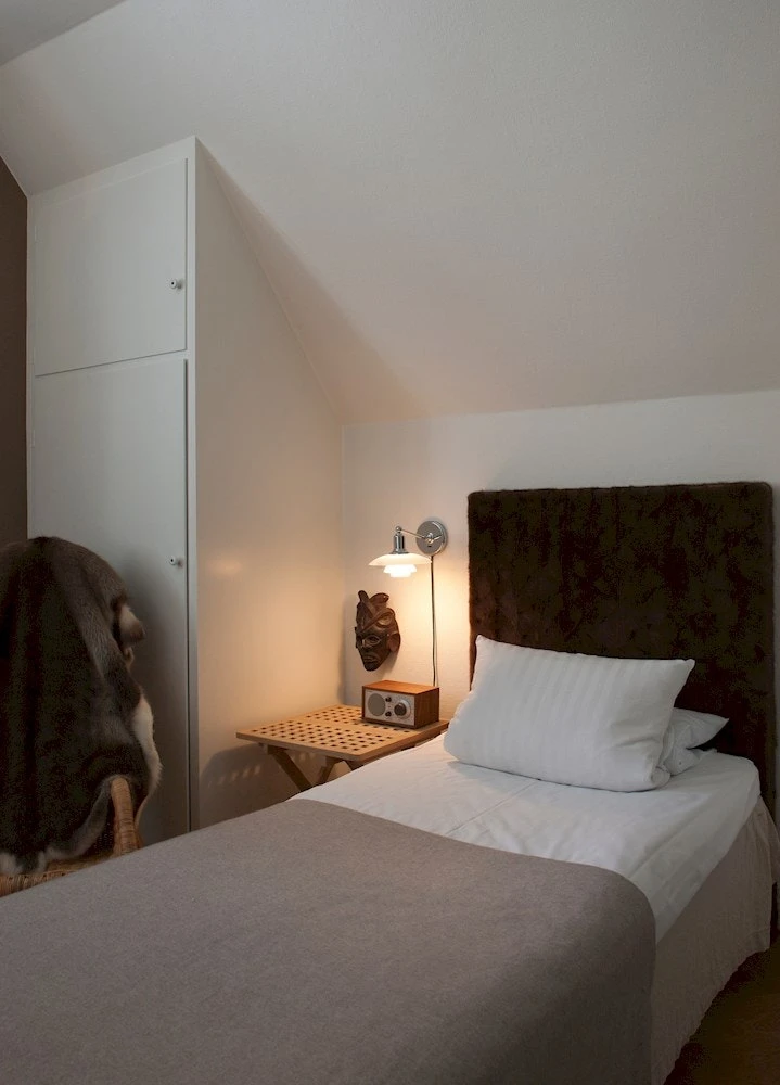 Louis Poulsen PH 2/1 Wandleuchte, Opalglas, Weiss 4 Louis Poulsen PH 2/1 Wandleuchte, Opalglas, Weiss – Bild 2