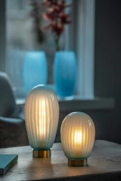 Zeppelin Tischlampe 30.5 Cm, Blau -Günstiges Leuchten Geschäft magnor zeppelin table lamp 305 cm blue 3