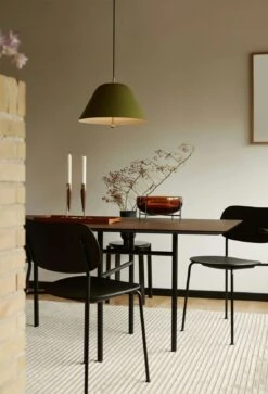 Menu Levitate Hängelampe 40, Salbeigrün / Messing -Günstiges Leuchten Geschäft menu levitate hangelampe 40 9