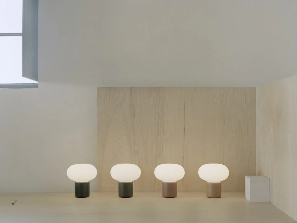 New Works Karl-Johan Tischlampe Tragbar, Ockerfarben 7 New Works Karl-Johan Tischlampe Tragbar, Ockerfarben – Bild 5