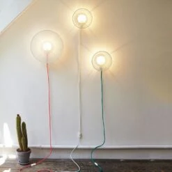 Grillo Wandleuchte Mit Kabel Groß, Weiß -Günstiges Leuchten Geschäft petite friture grillo wandlampe gross mit kabel weiss rosa 1 2