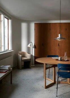 &Tradition Bellevue AJ7 Anniversary Edition Stehlampe, Weiß/Brüniertes Messing 13 &Tradition Bellevue AJ7 Anniversary Edition Stehlampe, Weiß/Brüniertes Messing -Günstiges Leuchten Geschäft tradition bellevue aj7 anniversary edition floor lamp 4