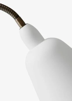 &Tradition Bellevue AJ7 Anniversary Edition Stehlampe, Weiß/Brüniertes Messing 10 &Tradition Bellevue AJ7 Anniversary Edition Stehlampe, Weiß/Brüniertes Messing -Günstiges Leuchten Geschäft tradition bellevue aj7 anniversary edition floor lamp 6