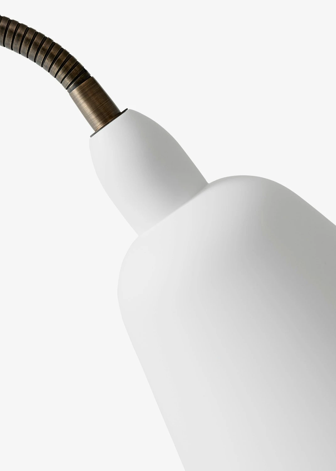 &Tradition Bellevue AJ7 Anniversary Edition Stehlampe, Weiß/Brüniertes Messing 5 &Tradition Bellevue AJ7 Anniversary Edition Stehlampe, Weiß/Brüniertes Messing – Bild 3