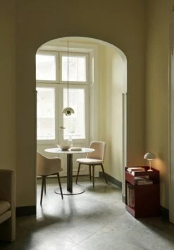 &Tradition Flowerpot VP9 Tischlampe Tragbar Mit Magnetischem Ladekabel, Mattweiß -Günstiges Leuchten Geschäft tradition flowerpot vp9 39