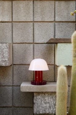 &Tradition Setago JH27 Tischlampe Tragbar, Maroon / Grape -Günstiges Leuchten Geschäft tradition setago jh27 tischlampe tragbar 4